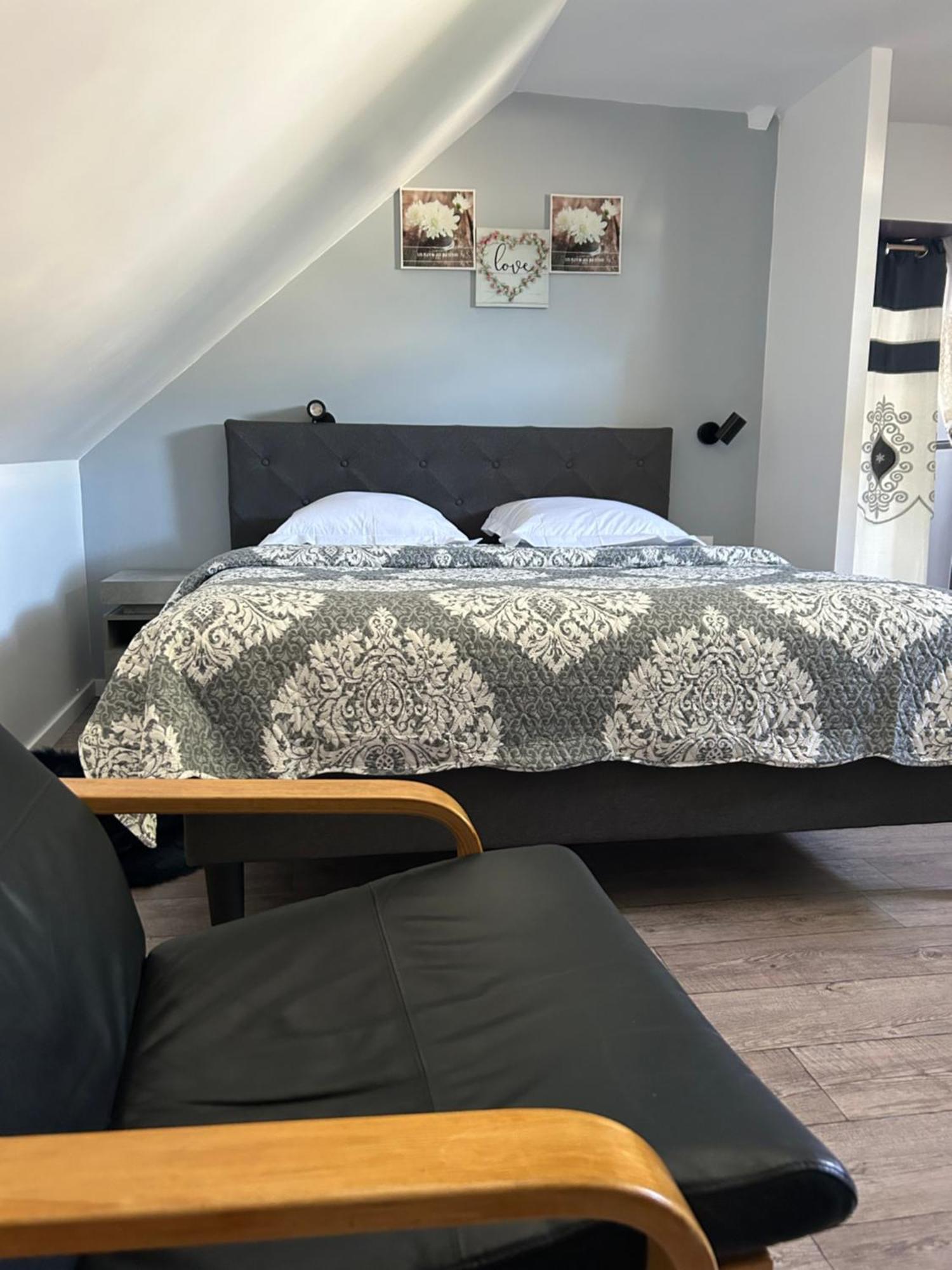 Hotel St Charles Rambouillet Eksteriør bilde